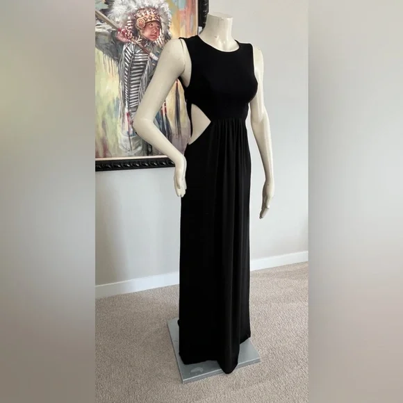 BCBGMAXAZRIA Angelinah Contrast Cutout Gown – Size 2 - Picture 7 of 15